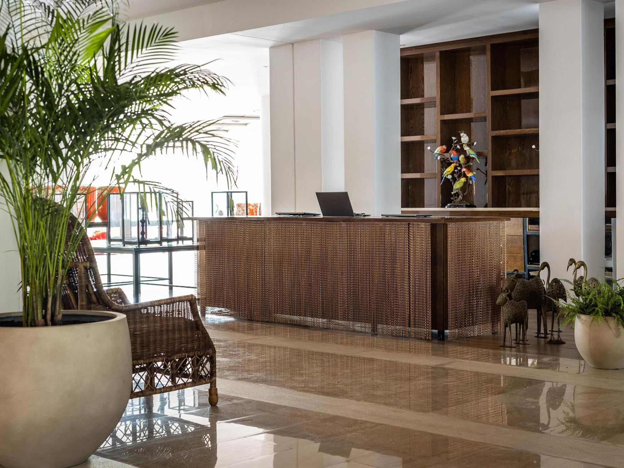 Grecotel Lux Me Dama Dama Resort Kallithéa